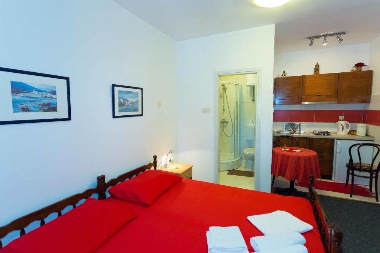 Studio Apartment Boksic Mlini Exterior foto